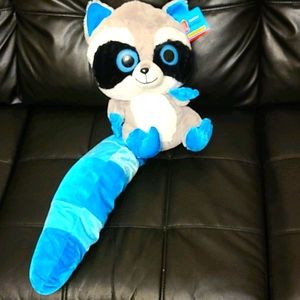 NWT Six Flags Raccoon Stuffed Animals